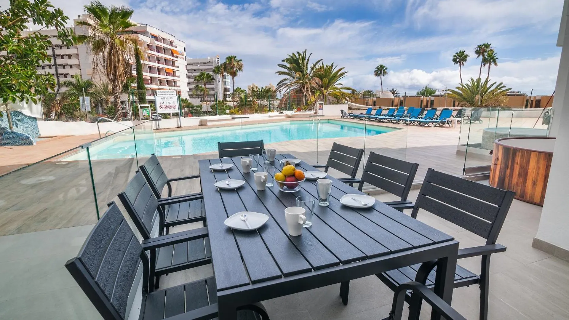 Ponderosa Next To The Pool Apartments With Big Terraces Close To The Beach And Siam Park Playa Feñabe