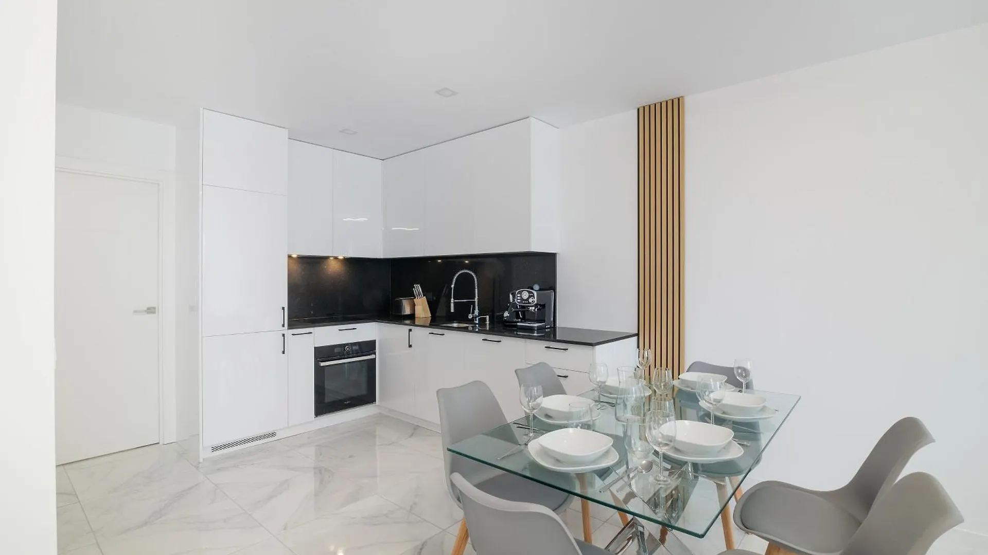 Ponderosa Next To The Pool Apartments With Big Terraces Close To The Beach And Siam Park Playa Feñabe 0*,